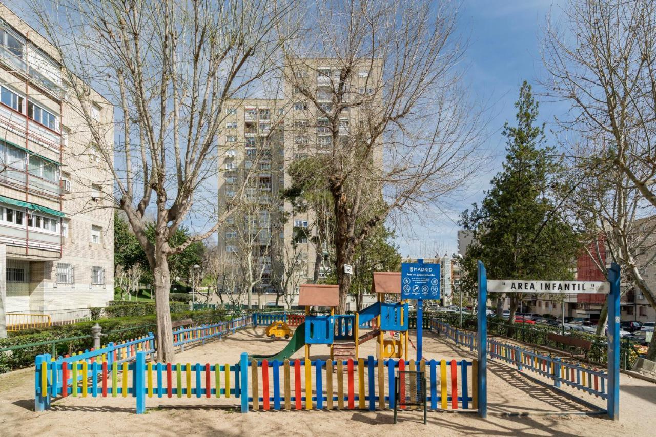 For You Rentals Moderno Apartamento Temporal Cerca Zoo Y Del Parque De Atracciones Ceb76 Madrid Bagian luar foto